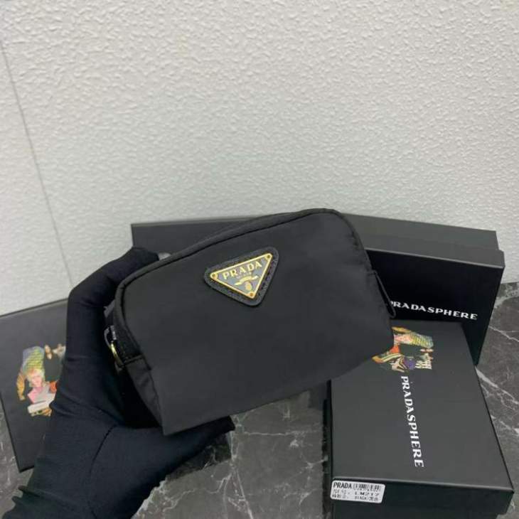 Picture of Prada Wallets _SKUfw192061247fw